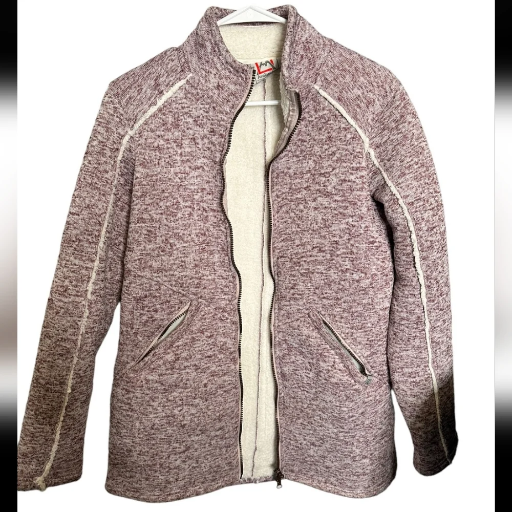 Avalanche‎ jacket size large